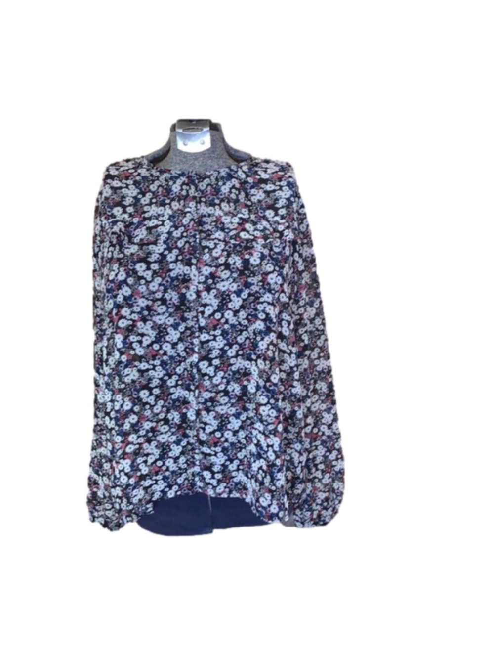 XXL Reitmans semi sheer floral blouse with ruffle